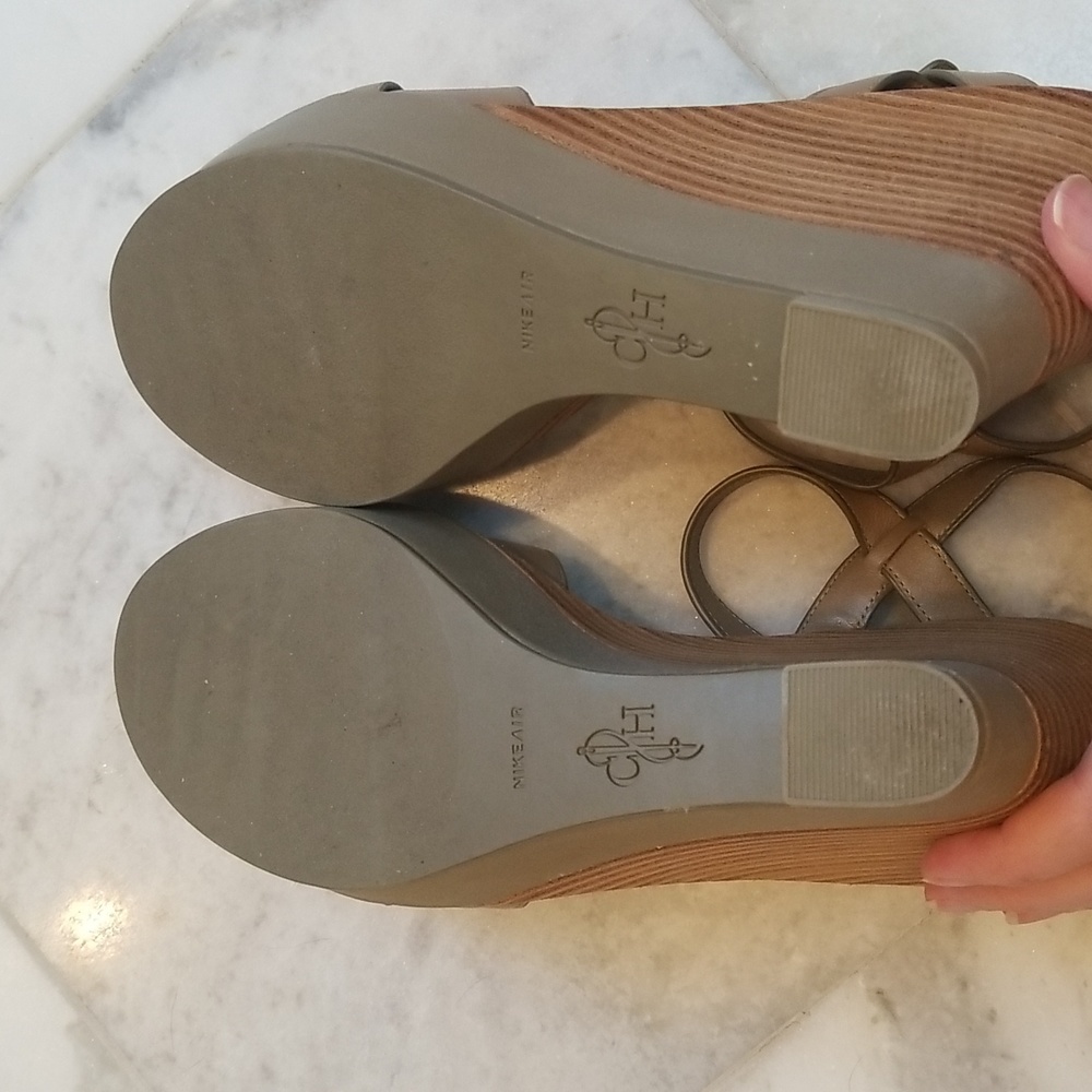 Cole Haan Paley Wedge Sandals Summer Khakis Size 9.5 B - Picture 5 of 8